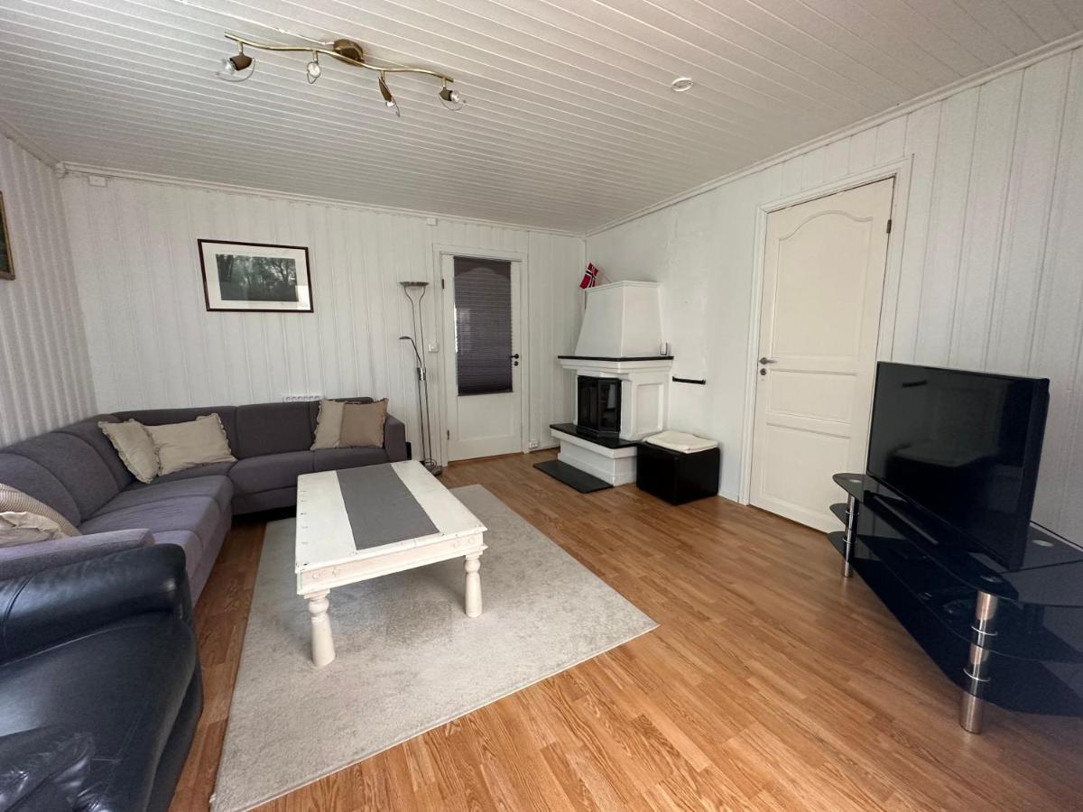 Oslo House, Nedre Kjellerstuvei, First Floor, Twin Room Лиллештром Экстерьер фото