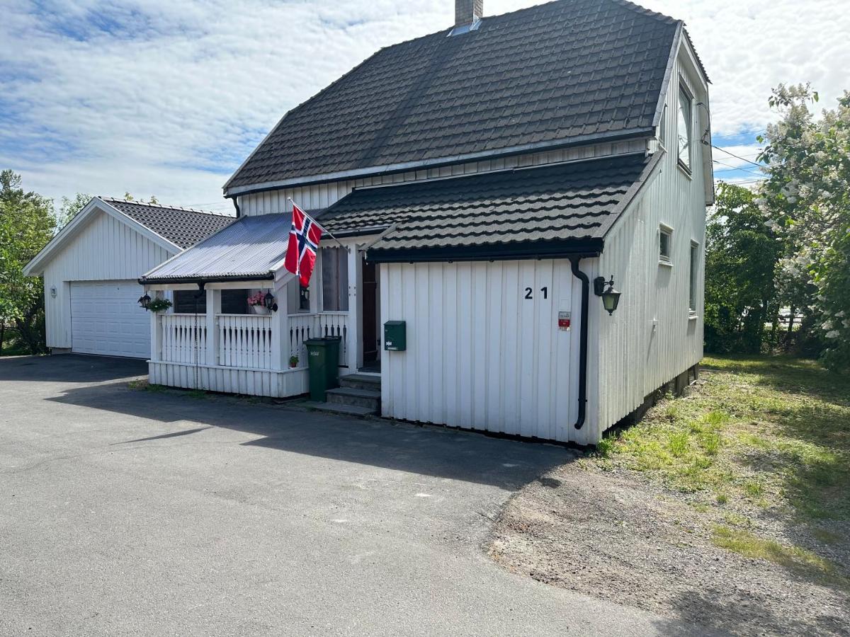 Oslo House, Nedre Kjellerstuvei, First Floor, Twin Room Лиллештром Экстерьер фото